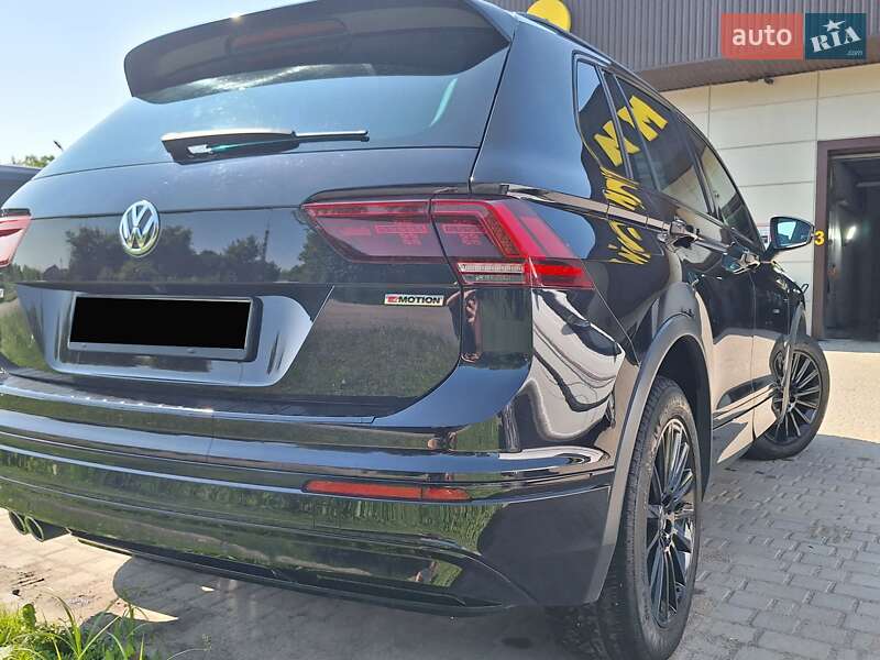 Позашляховик / Кросовер Volkswagen Tiguan 2018 в Бердичеві