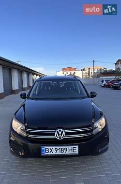Позашляховик / Кросовер Volkswagen Tiguan 2016 в Кам'янець-Подільському