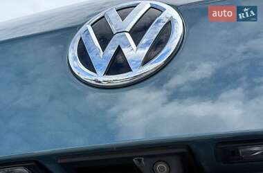 Внедорожник / Кроссовер Volkswagen Tiguan 2021 в 