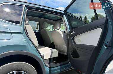 Внедорожник / Кроссовер Volkswagen Tiguan 2021 в 