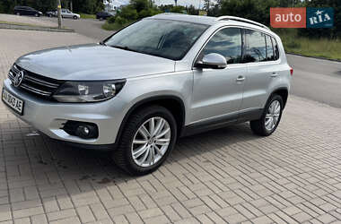 Позашляховик / Кросовер Volkswagen Tiguan 2012 в Києві