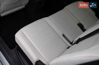 Позашляховик / Кросовер Volkswagen Tiguan 2019 в 