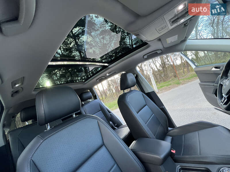 Внедорожник / Кроссовер Volkswagen Tiguan 2019 в Киеве