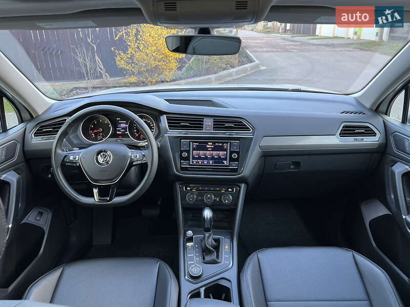 Внедорожник / Кроссовер Volkswagen Tiguan 2019 в Киеве