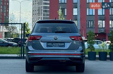Внедорожник / Кроссовер Volkswagen Tiguan 2021 в 