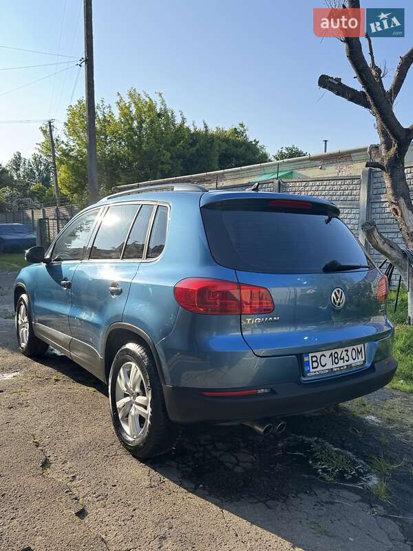 Внедорожник / Кроссовер Volkswagen Tiguan 2017 в Львове