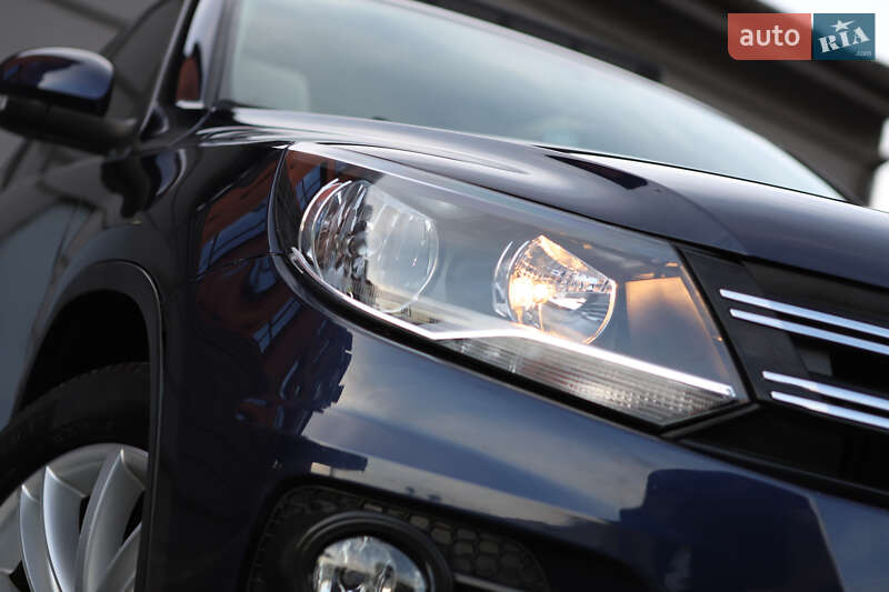 Внедорожник / Кроссовер Volkswagen Tiguan 2015 в Дрогобыче