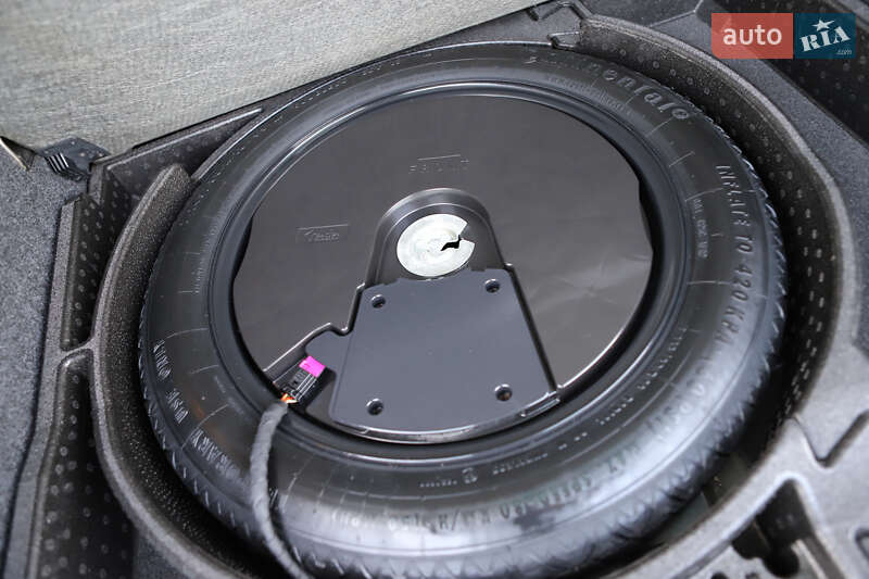 Внедорожник / Кроссовер Volkswagen Tiguan 2015 в Дрогобыче