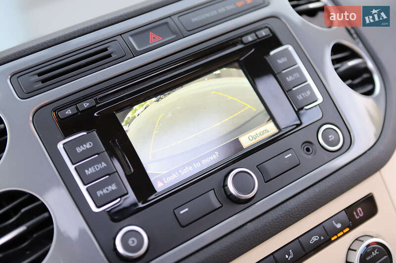 Внедорожник / Кроссовер Volkswagen Tiguan 2015 в Дрогобыче