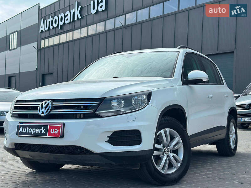 Внедорожник / Кроссовер Volkswagen Tiguan 2016 в Львове