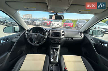 Внедорожник / Кроссовер Volkswagen Tiguan 2016 в 