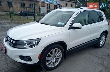 Позашляховик / Кросовер Volkswagen Tiguan 2013 в Києві