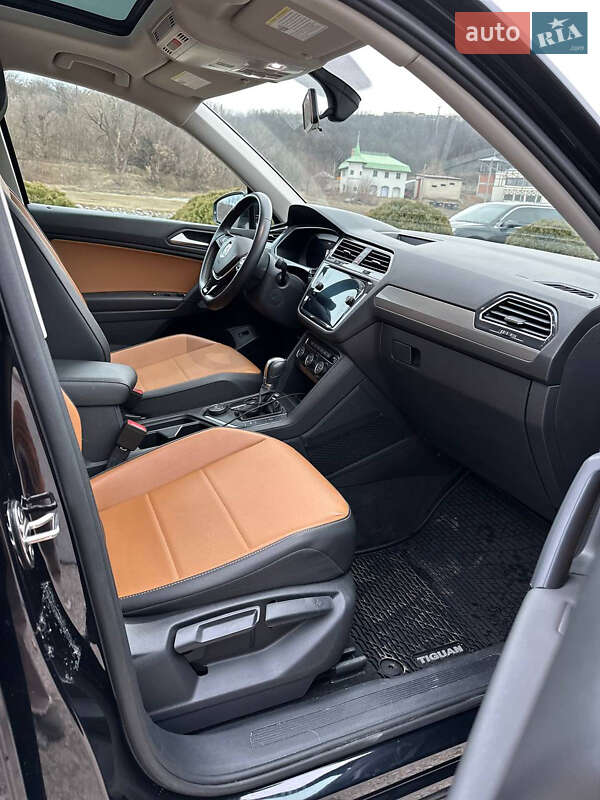 Внедорожник / Кроссовер Volkswagen Tiguan 2018 в Днепре