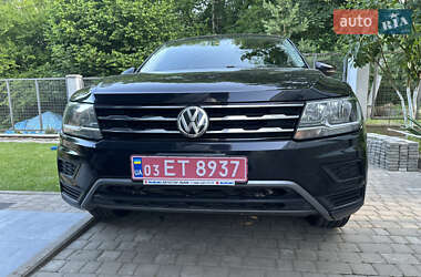 Внедорожник / Кроссовер Volkswagen Tiguan 2020 в 