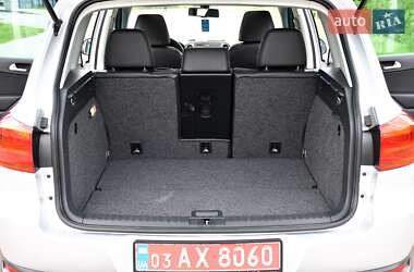 Внедорожник / Кроссовер Volkswagen Tiguan 2016 в 