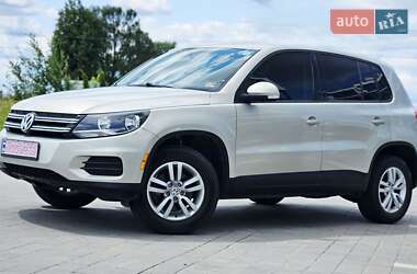 Позашляховик / Кросовер Volkswagen Tiguan 2013 в 