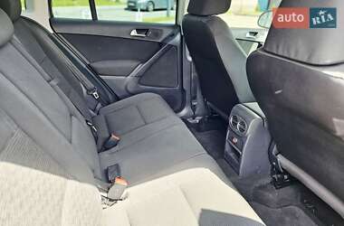 Позашляховик / Кросовер Volkswagen Tiguan 2013 в 