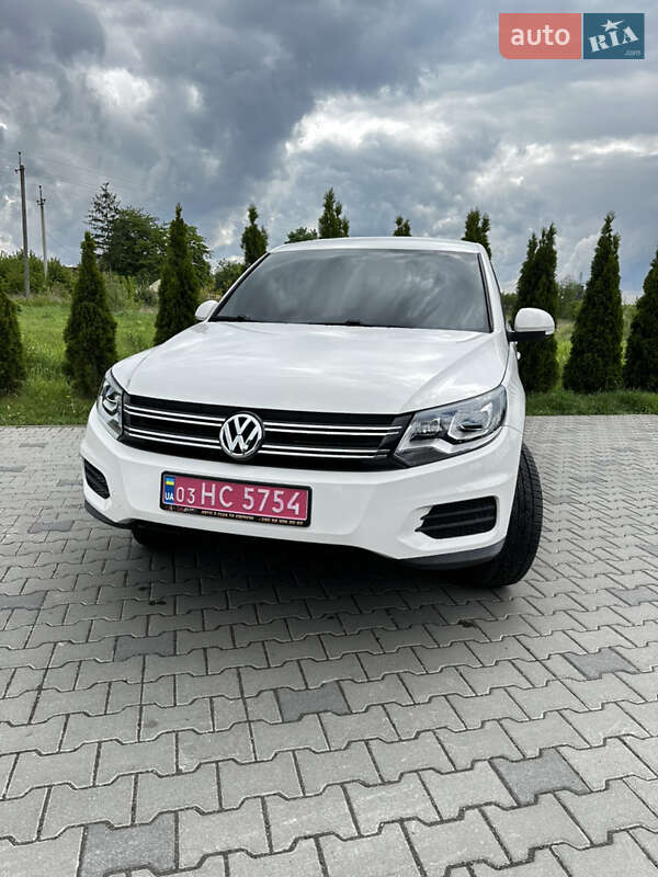 Внедорожник / Кроссовер Volkswagen Tiguan 2014 в Львове