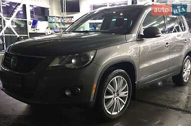 Volkswagen Tiguan 2011 Volkswagen Tiguan 2011