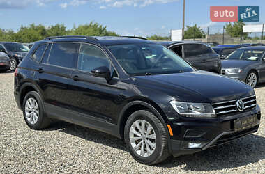 Внедорожник / Кроссовер Volkswagen Tiguan 2017 в Ивано-Франковске