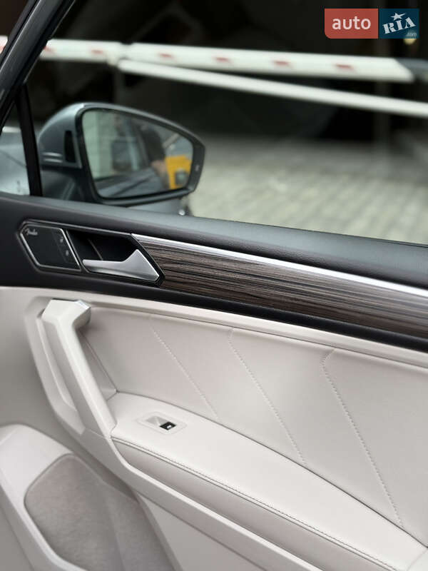 Позашляховик / Кросовер Volkswagen Tiguan 2021 в Києві