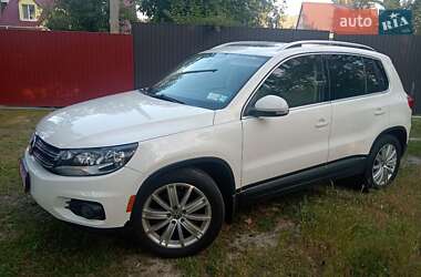 Внедорожник / Кроссовер Volkswagen Tiguan 2013 в Киеве