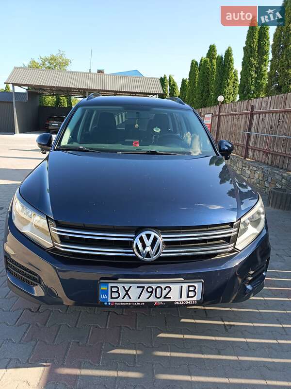 Внедорожник / Кроссовер Volkswagen Tiguan 2015 в Дунаевцах