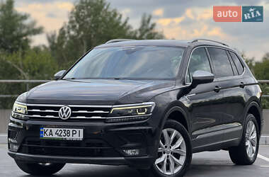 Позашляховик / Кросовер Volkswagen Tiguan 2018 в Києві