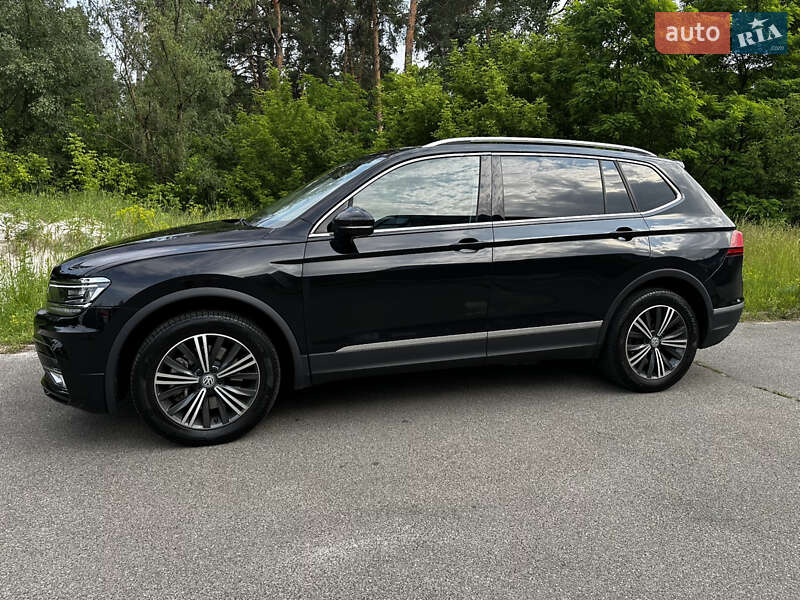 Внедорожник / Кроссовер Volkswagen Tiguan 2018 в Киеве
