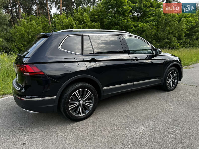 Внедорожник / Кроссовер Volkswagen Tiguan 2018 в Киеве