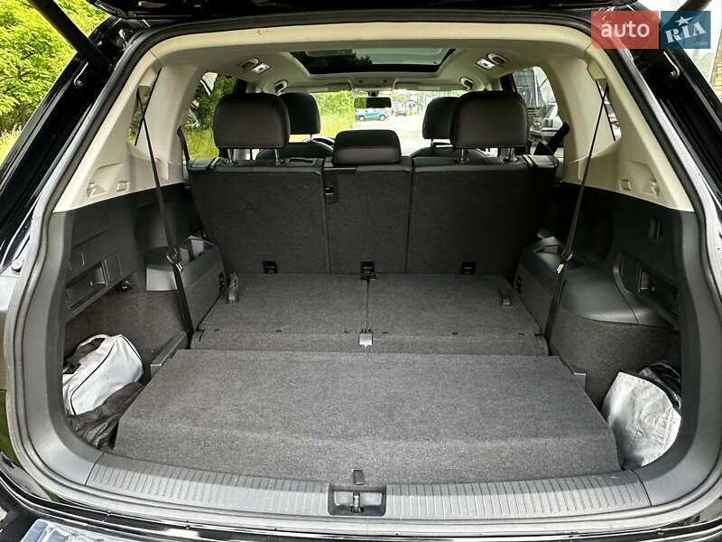 Внедорожник / Кроссовер Volkswagen Tiguan 2018 в Киеве