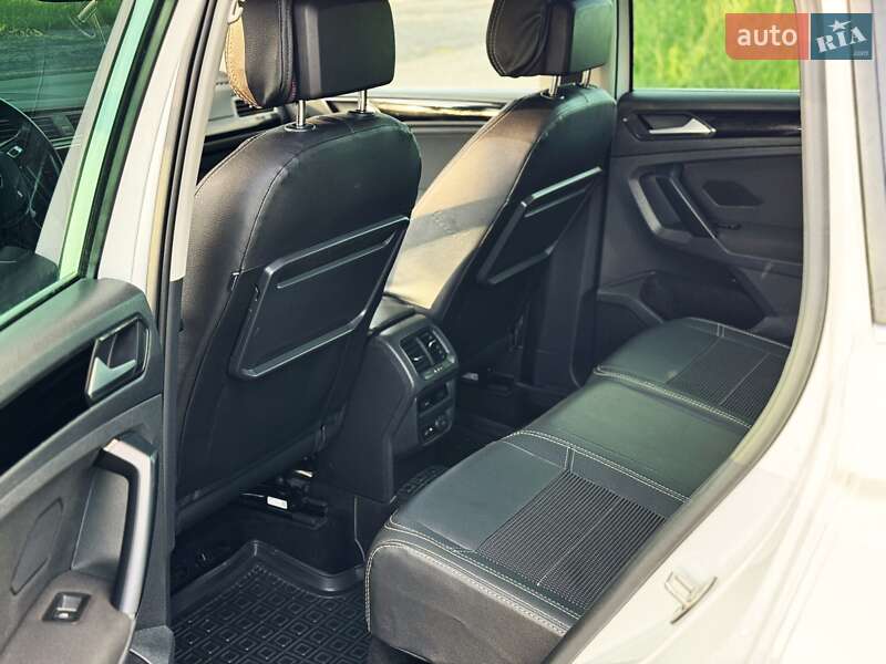 Внедорожник / Кроссовер Volkswagen Tiguan 2017 в Лубнах фото 14 Внедорожник / Кроссовер Volkswagen Tiguan 2017 в Лубнах