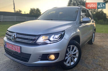 Внедорожник / Кроссовер Volkswagen Tiguan 2017 в 