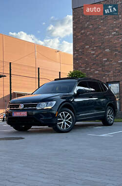 Внедорожник / Кроссовер Volkswagen Tiguan 2018 в Киеве