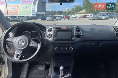 Внедорожник / Кроссовер Volkswagen Tiguan 2010 в 