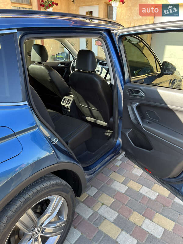 Позашляховик / Кросовер Volkswagen Tiguan 2018 в Хусті