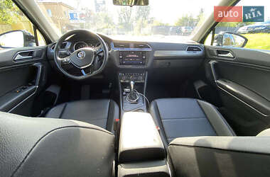 Внедорожник / Кроссовер Volkswagen Tiguan 2018 в Львове