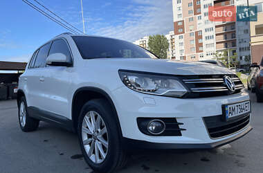 Внедорожник / Кроссовер Volkswagen Tiguan 2016 в Киеве