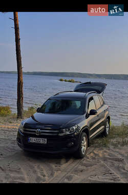Позашляховик / Кросовер Volkswagen Tiguan 2015 в Переяславі