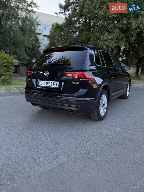 Внедорожник / Кроссовер Volkswagen Tiguan 2017 в Львове