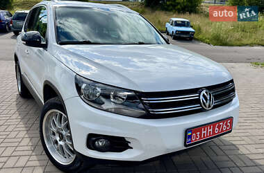 Позашляховик / Кросовер Volkswagen Tiguan 2014 в Києві