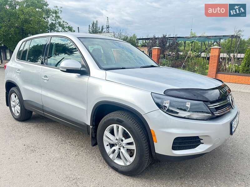 Внедорожник / Кроссовер Volkswagen Tiguan 2012 в Кривом Роге