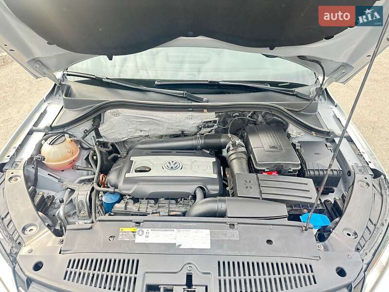 Внедорожник / Кроссовер Volkswagen Tiguan 2012 в Кривом Роге