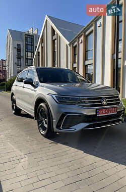 Внедорожник / Кроссовер Volkswagen Tiguan 2023 в Киеве