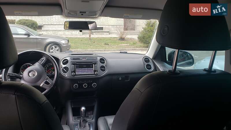 Внедорожник / Кроссовер Volkswagen Tiguan 2011 в Львове