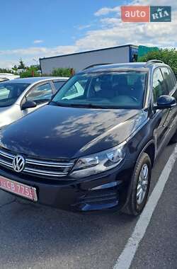 Позашляховик / Кросовер Volkswagen Tiguan 2017 в Києві
