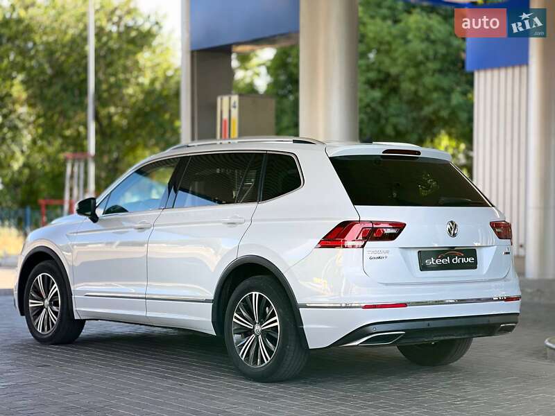 Внедорожник / Кроссовер Volkswagen Tiguan 2018 в Николаеве