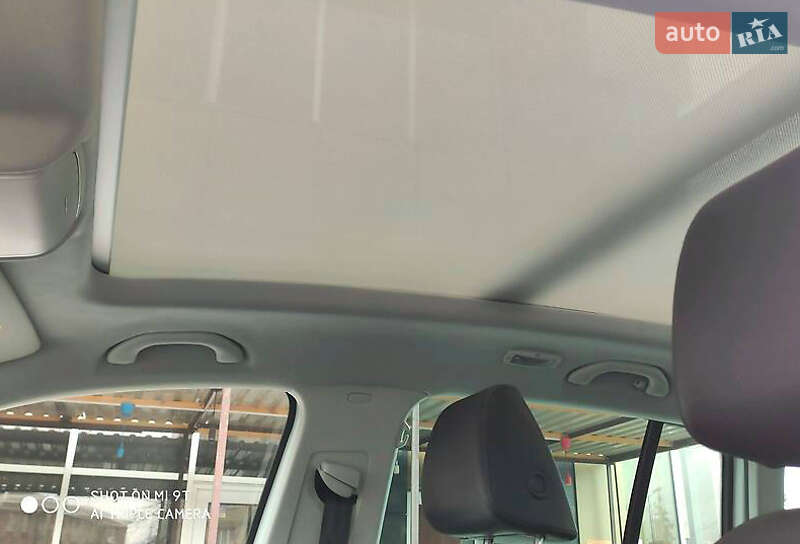 Внедорожник / Кроссовер Volkswagen Tiguan 2015 в Харькове