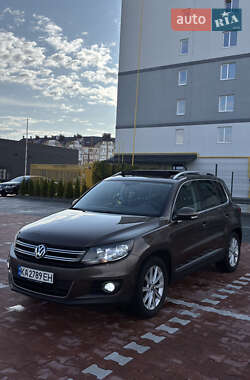 Внедорожник / Кроссовер Volkswagen Tiguan 2014 в Киеве