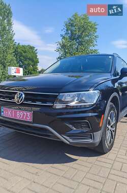 Внедорожник / Кроссовер Volkswagen Tiguan 2018 в Киеве